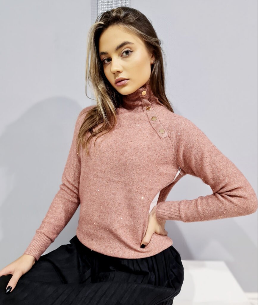 Elegant glossy sweater - Red River